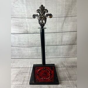 Decorative Black and Red Metal paper towel holder Stand